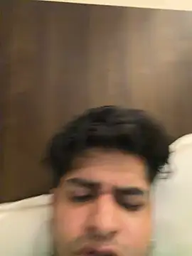 rivaanhere Show in webcam