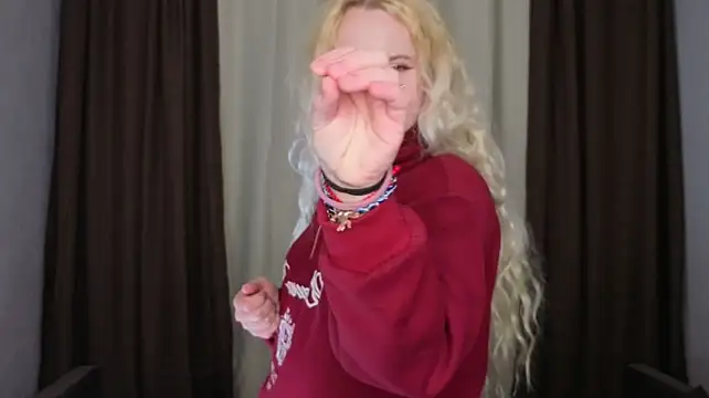 LoriLeblane Chat XXX live
