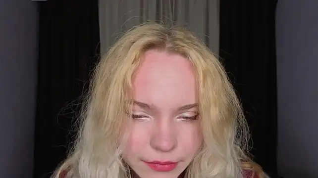 دردشة LoriLeblane الجنسية المباشرة