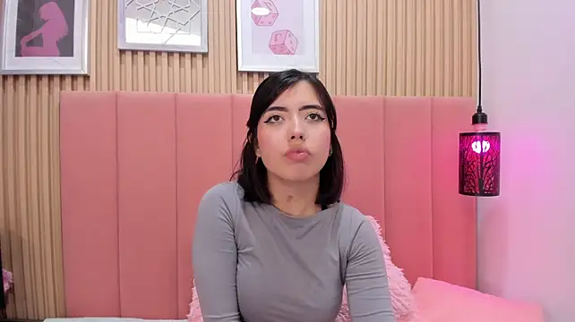 Abril_adams_ live XXX chat