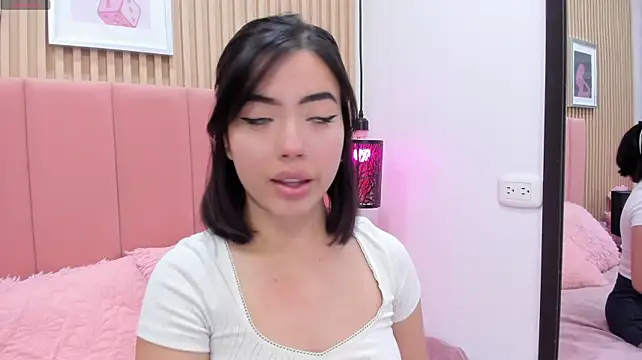 Abril_adams_'s Webcam Show