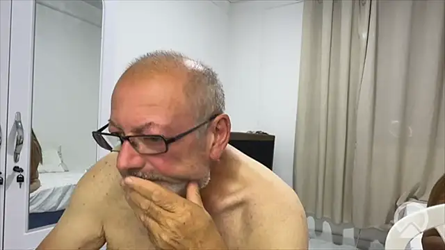 Show de webcam de losespososfogosos