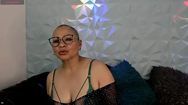 Sol_Rodriguez1's Webcam Show