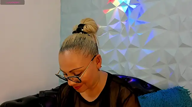 Sol_Rodriguez1's Webcam Show