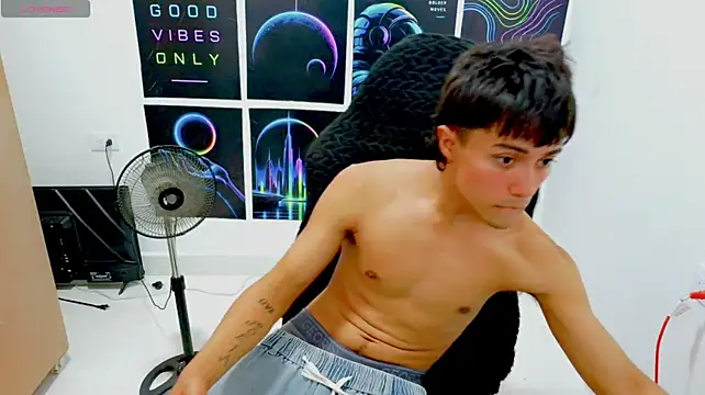 Timmy_latin7 – webcam-show