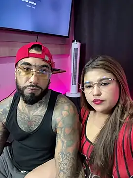 Agathajane_larryson_one Webcam-Show