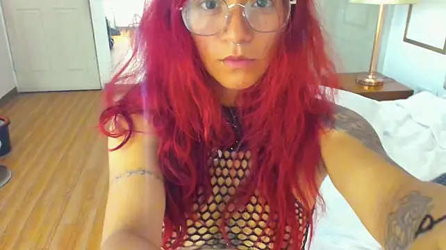 RenataValderrama Show in webcam