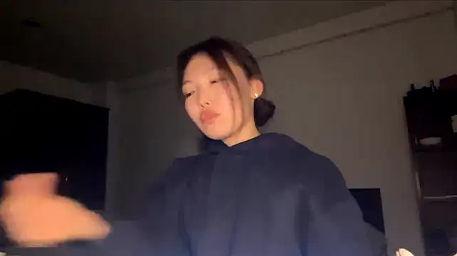 IlonaBantillan Show in webcam