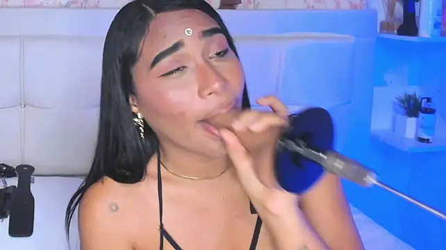 ISIS__DOLL – Live XXX-chat