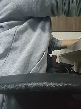 Tone18 Webcam show