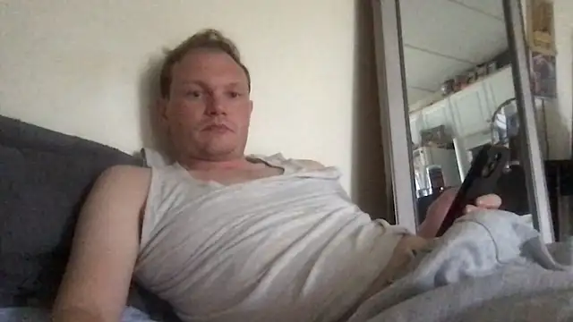 DavidEastTry Webcam show
