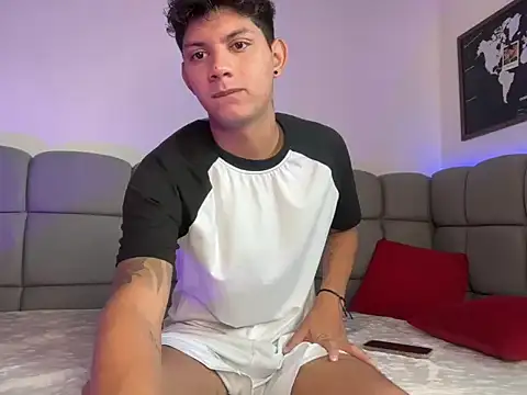 Soydaniel_naughty: вебкам-шоу