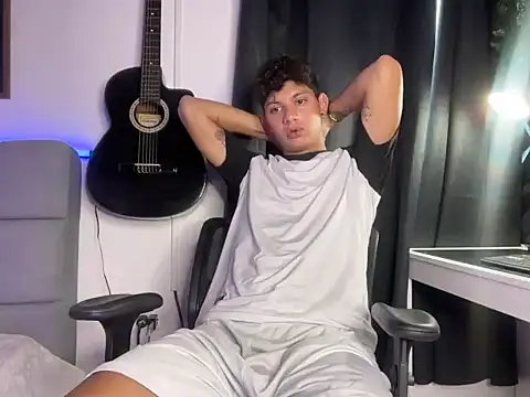 Soydaniel_naughty's Webcam Show