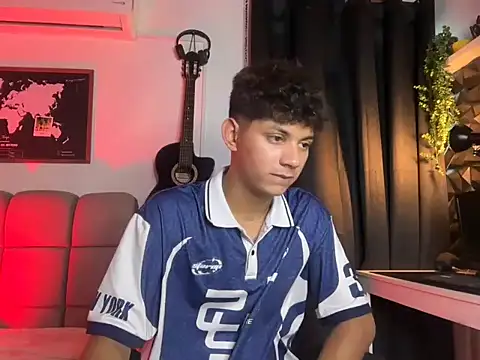 Soydaniel_naughty Pertunjukan Webcam
