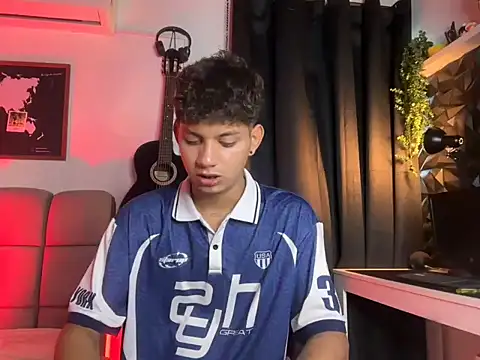 Soydaniel_naughty's Webcam Show