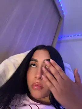 kymberly_18 Webcam Show