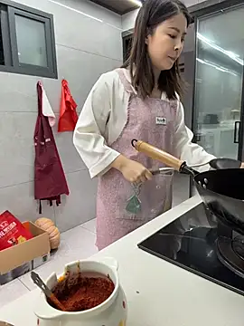 YaoYao8888 在線直播表演