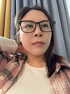 YaoYao8888 即時 XXX 聊天