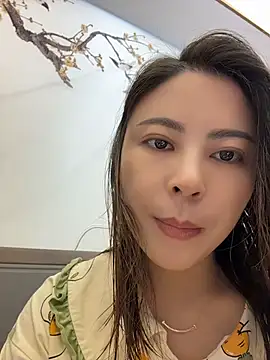 YaoYao8888 在線直播表演