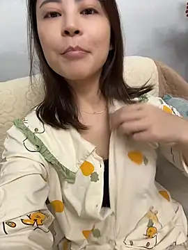 Chat XXX Live YaoYao8888