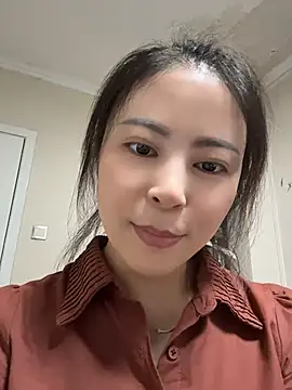 YaoYao8888 Show in webcam
