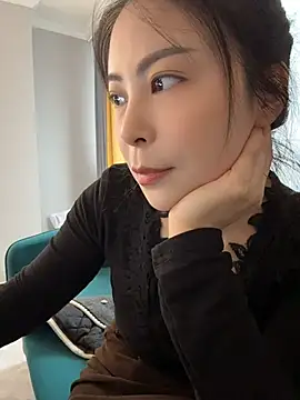 YaoYao8888 在線直播表演