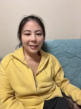 YaoYao8888 在線直播表演