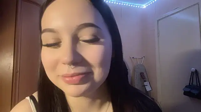 EileenKowalske Pertunjukan Webcam