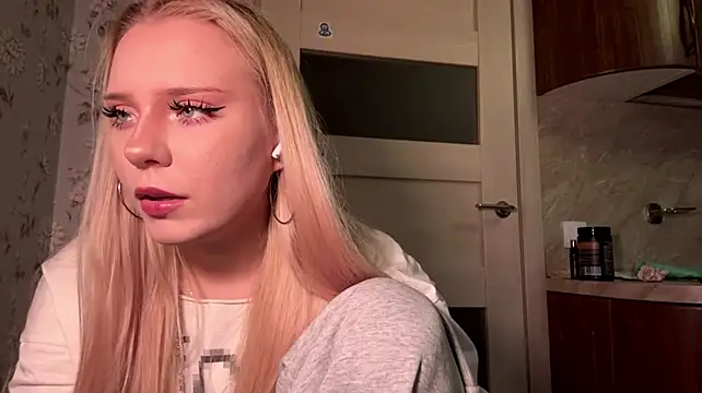 Webkamerová show KyraBumbray