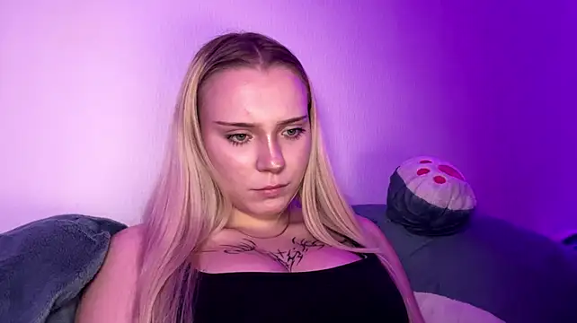 KyraBumbray webcam show