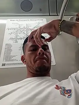 Show modela tonytroyano na web-kameri