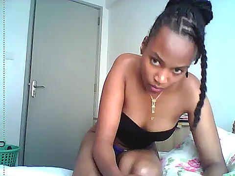 Hott_chicc – Naživo XXX chat