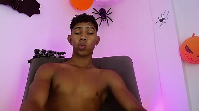 Вебкам-шоу skiper_monstercock