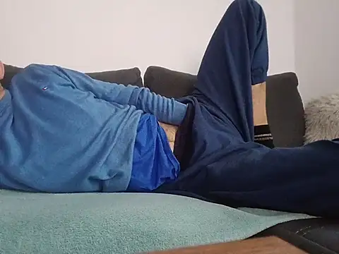 Show modela milutki na web-kameri