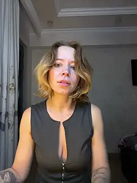 Dora_Marr Chat XXX live