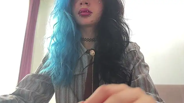 Show de LusyPoetry na webcam