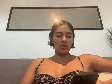 Pokazy przed kamerką – AshlyLove3