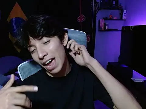 AvenaBoy ওয়েবক্যাম শো