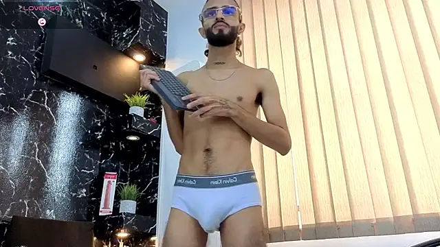 Aureliano_001 webcam show