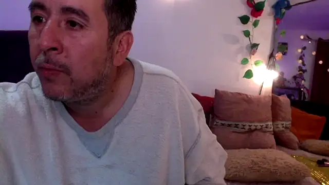 Show modela bestialatina na web-kameri