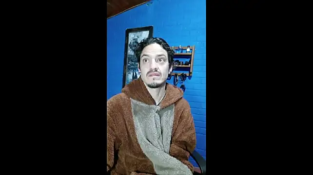 Alan-Summers webkamerás műsora
