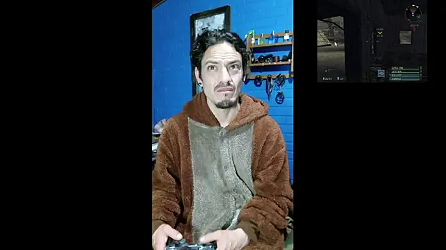 Alan-Summers Show in webcam