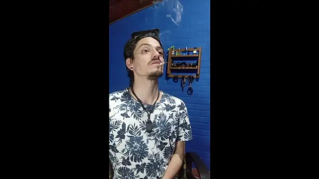 Alan-Summers Webcam show