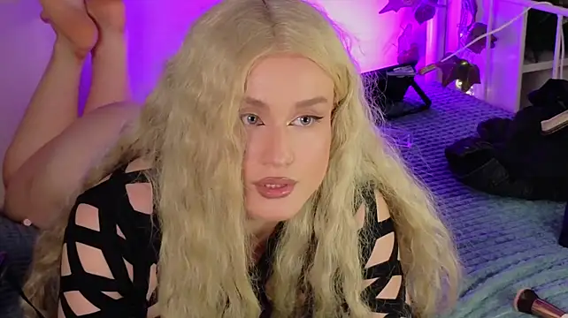 horny__doll Webcam show