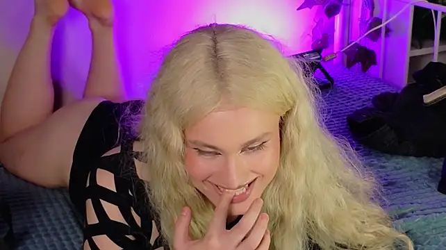 horny__doll Webcam show