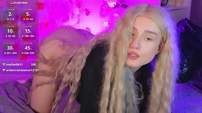 horny__doll Webcam show