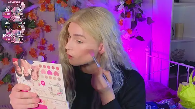 horny__doll Show in webcam