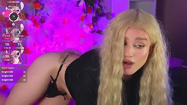 Show de horny__doll na webcam