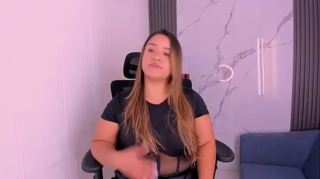 ElaBournn_ – webcam-show