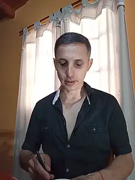 Show modela BraianWaith na web-kameri